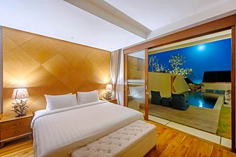 Villa with Sea View