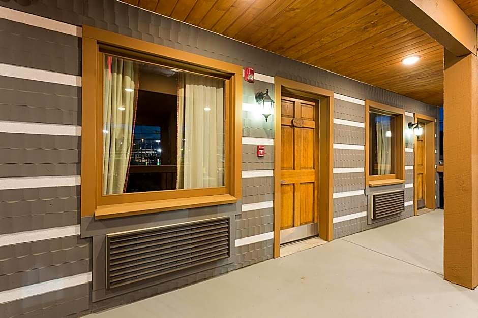 Timbers Lodge - Pigeon Forge