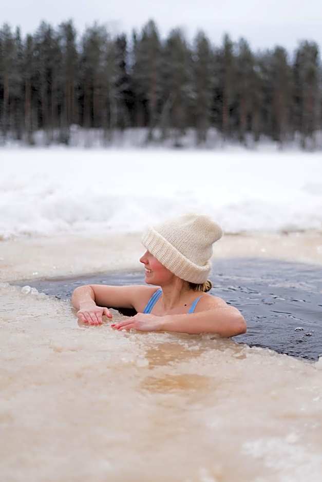 Holiday Village Tahko-Tours