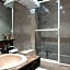 Neuilly Park Hotel