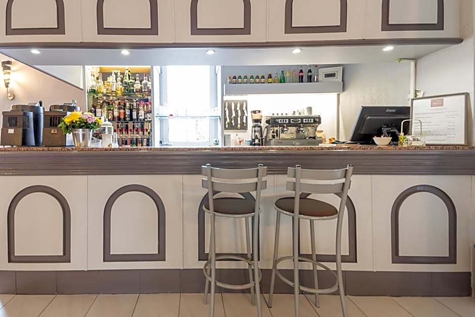 Logis Hotel Le Jabron