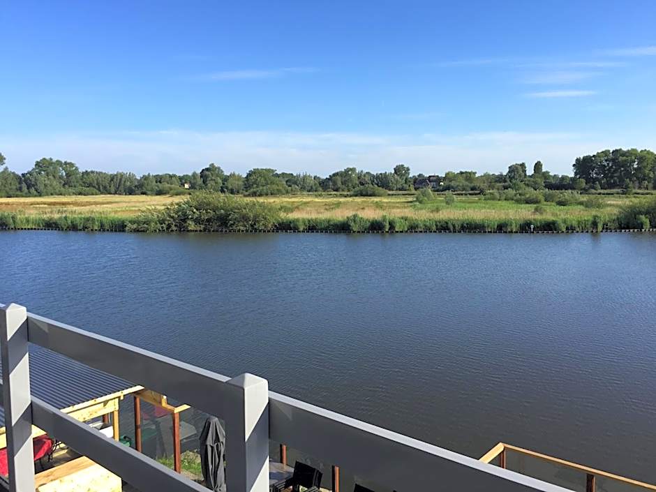Hotel aan de Linge