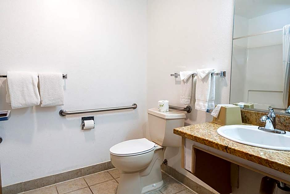 Super 8 by Wyndham Grants