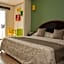 Suites Los Arcos