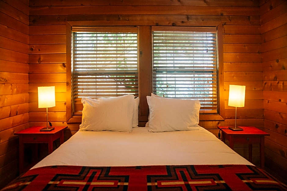 Johnson's Beach Cabins and Campground