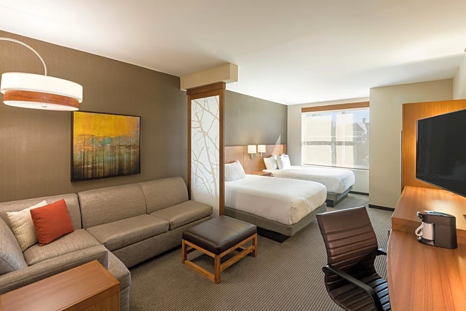 Hyatt Place Greenville Downtown