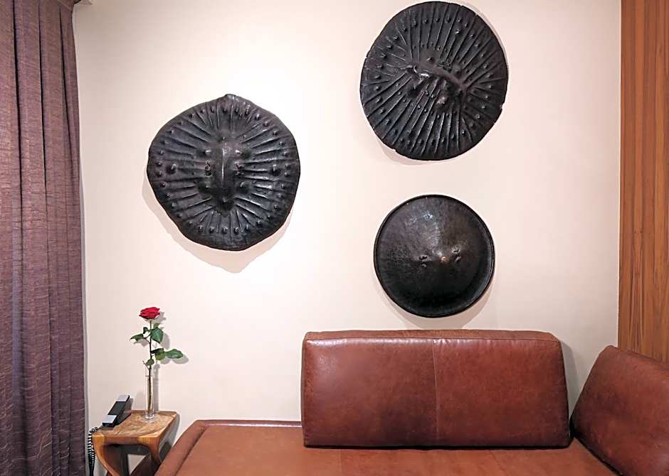 Hotel Gran Derby Suites