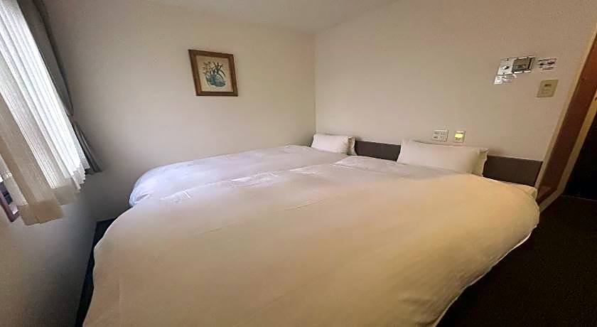 Komaki City Hotel by Lachotel