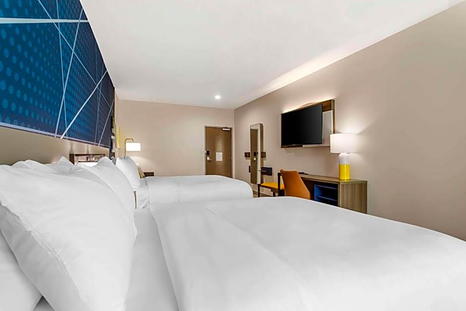 Comfort Inn & Suites Huntsville Near University