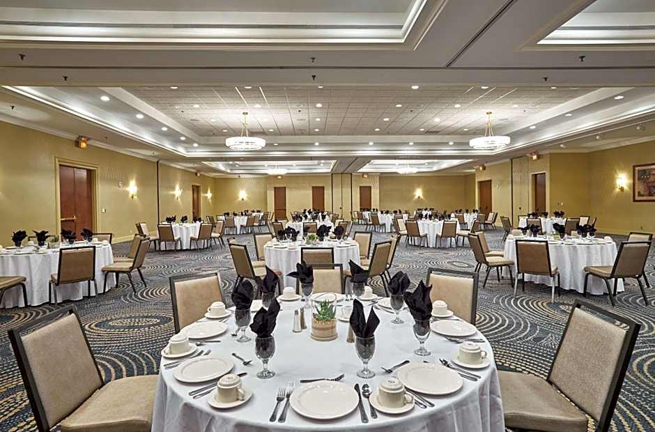 Hilton Knoxville