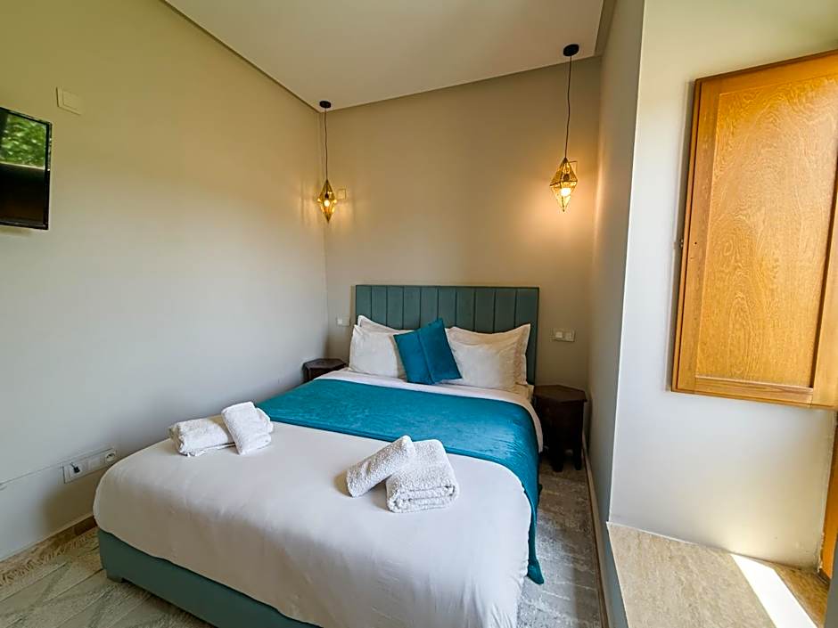 Riad Azia