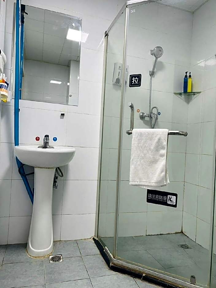 7 Days Inn Urumqi Yan'an Road Xinjiang University