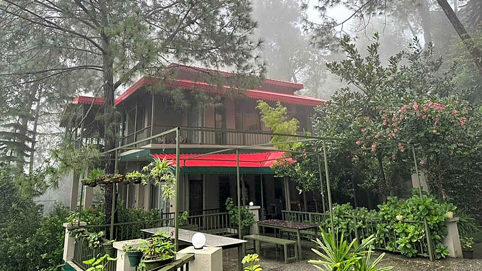 7 Pines An English Retreat – Kasauli, PA