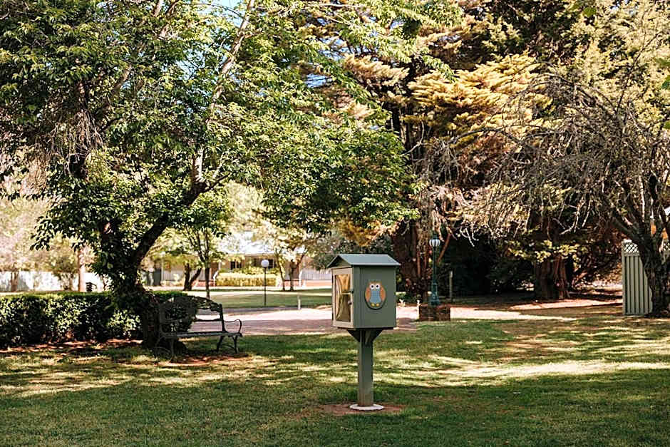 Federation Gardens & Possums Hideaway