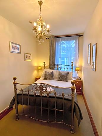 Double Room with Private External Bathroom