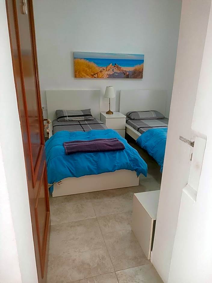 Alba 2 apartamento y Alba 3 habitación con baño