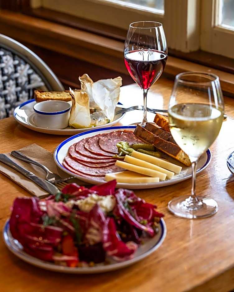 Bermagui Beach Hotel