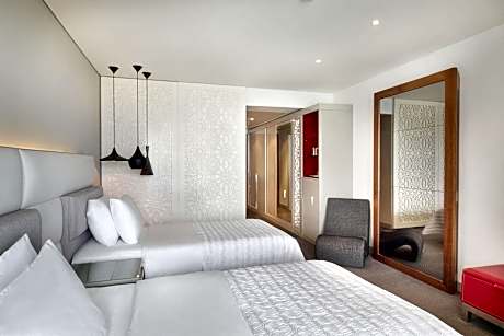 Club Room, 2 Twin Beds