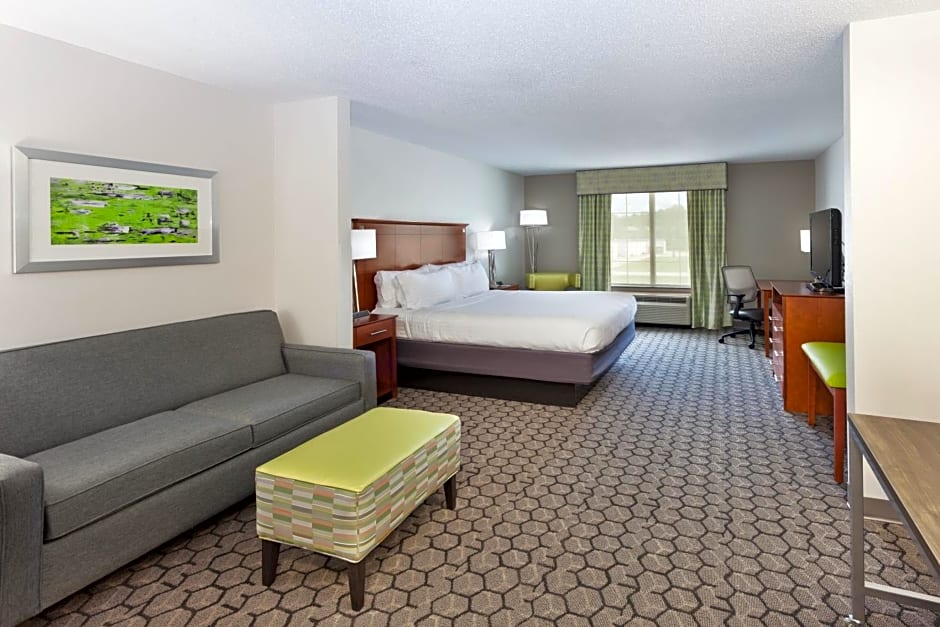 Holiday Inn Express Phenix City-Fort Benning, an IHG Hotel