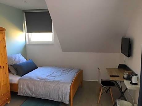 Single Room with Bathroom