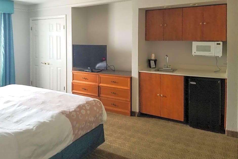 Quality Inn Aurora Denver