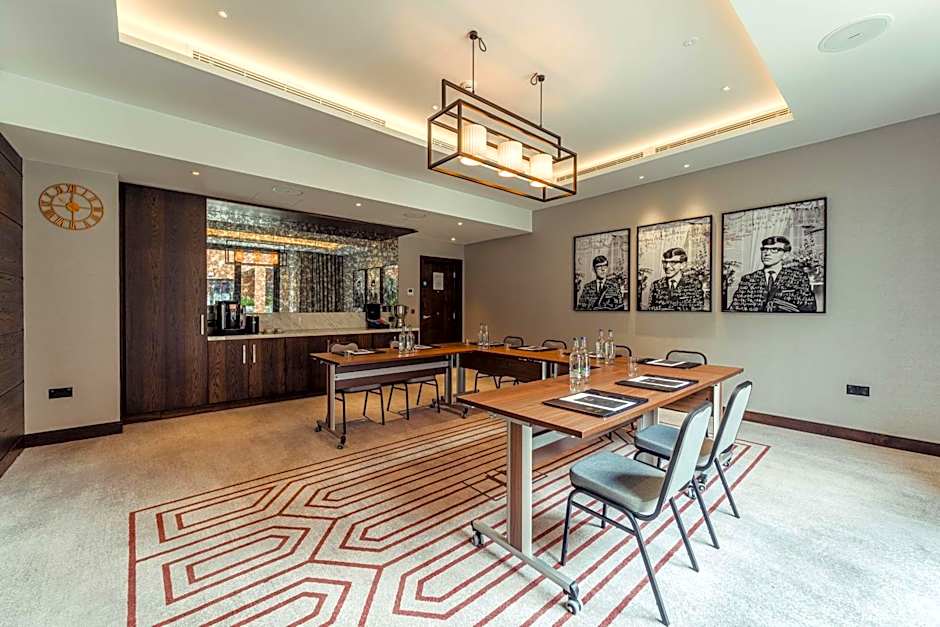 The Fellows House Cambridge, Curio Collection by Hilton