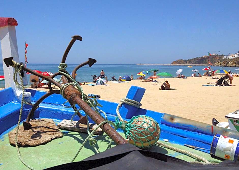 Oceanus Aparthotel