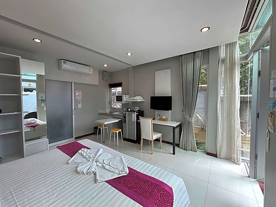 Phu NaNa Boutique Hotel - SHA Plus