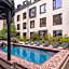 Latroupe Hotel Jardin Secret