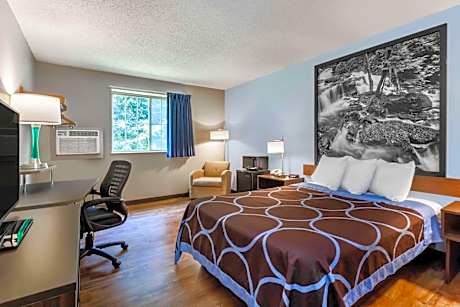 Queen Room - Non-Smoking