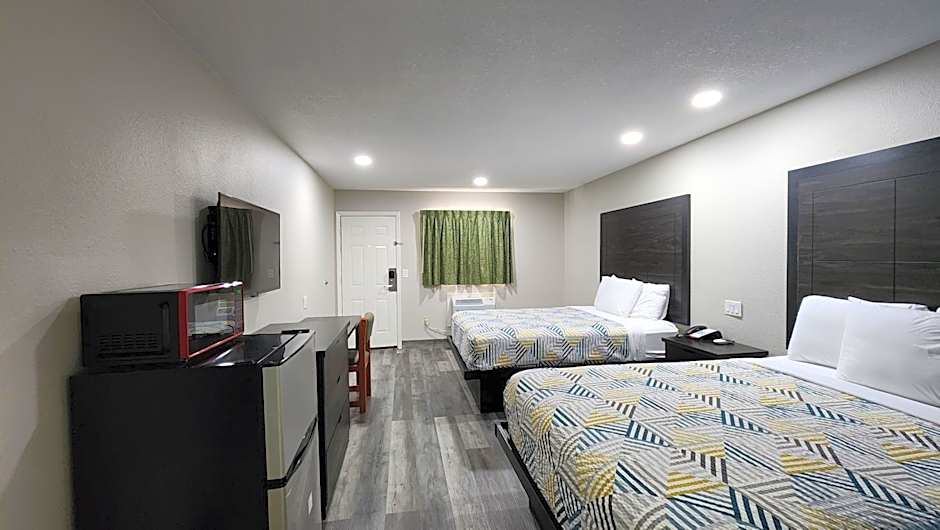 Scottish Inn & Suites