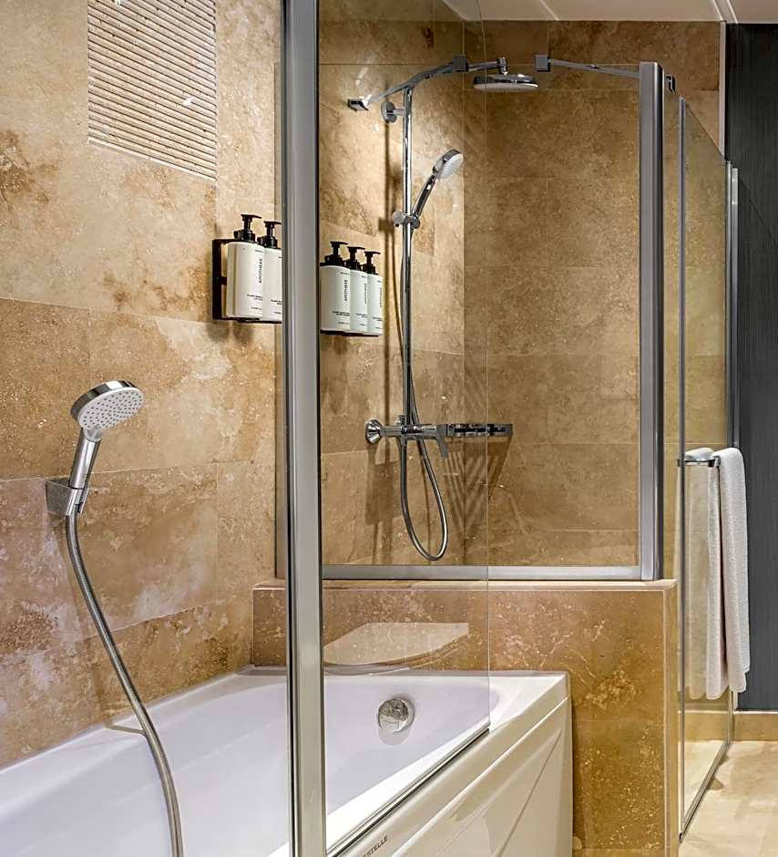 Crowne Plaza Istanbul Tuzla Viaport Marina By IHG