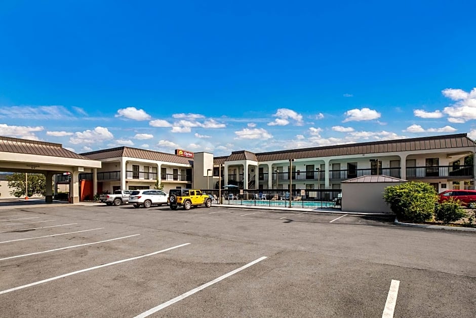 Clarion Inn Cleveland