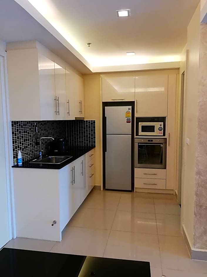 Cosy Beach View Apartments