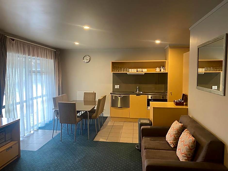 Bentleys Motor Inn