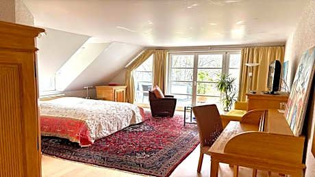 Double Room with Lake View