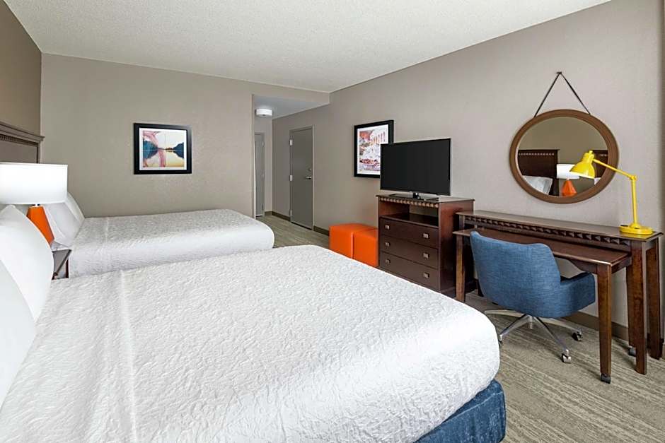 Hampton Inn By Hilton & Suites National Harbor/Alexandria Area