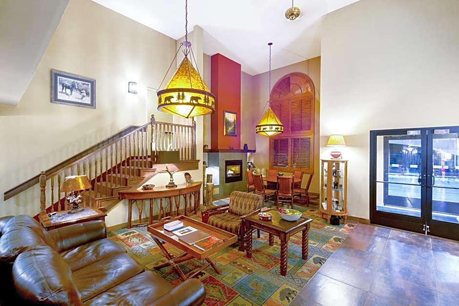 Holiday Inn Express Hotel & Suites Raton By IHG