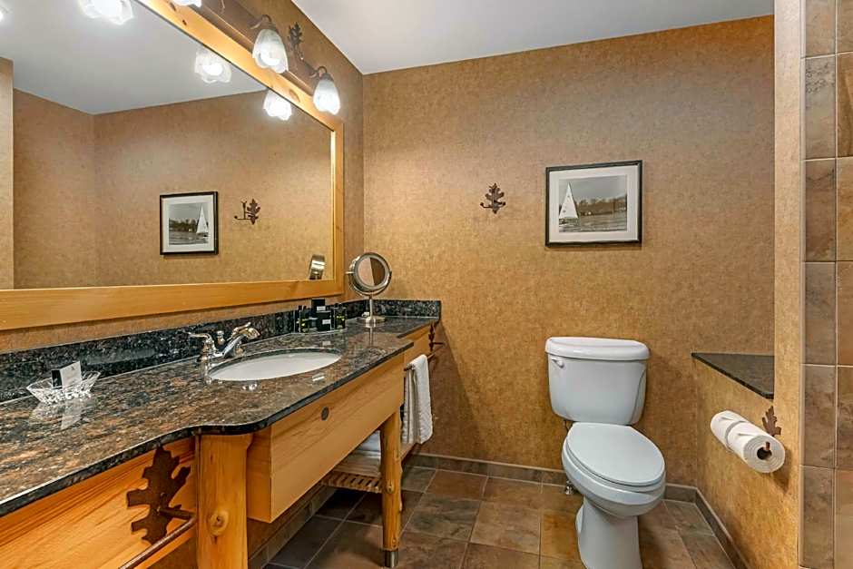 Best Western Premier The Lodge On Lake Detroit