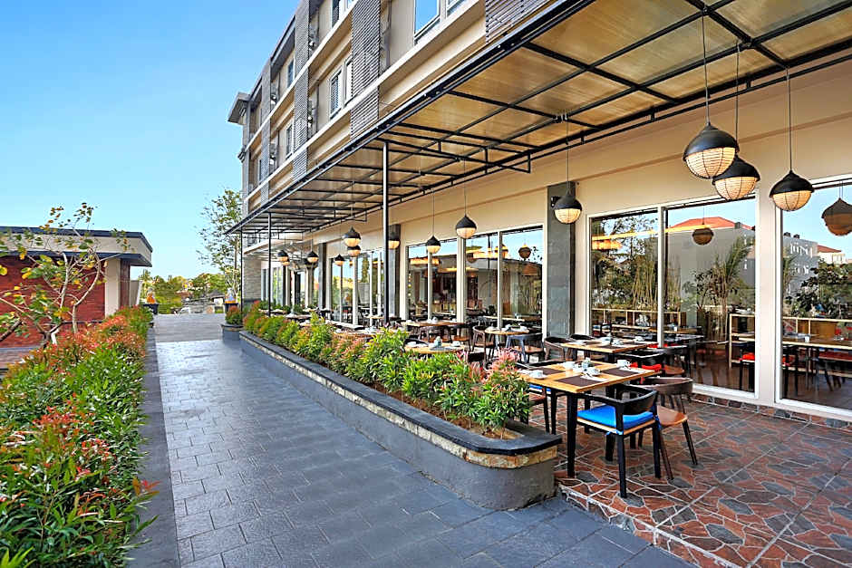 Golden Tulip Essential Denpasar Hotel