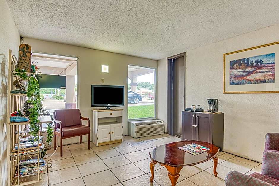 OYO Hotel Jackson North I-55