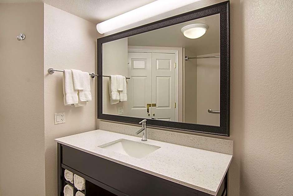 La Quinta Inn & Suites by Wyndham Phoenix Mesa West