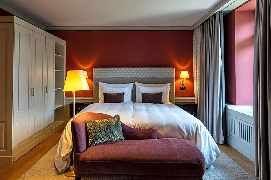 Photo 1 of 5 of Suite, Corner, Balcony
