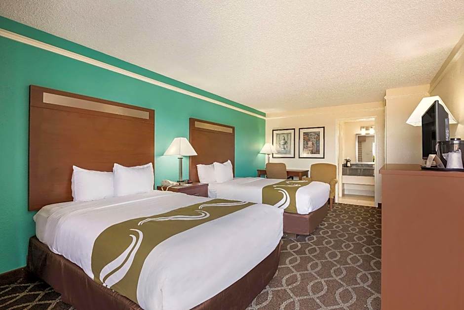 Quality Inn Tulsa Central