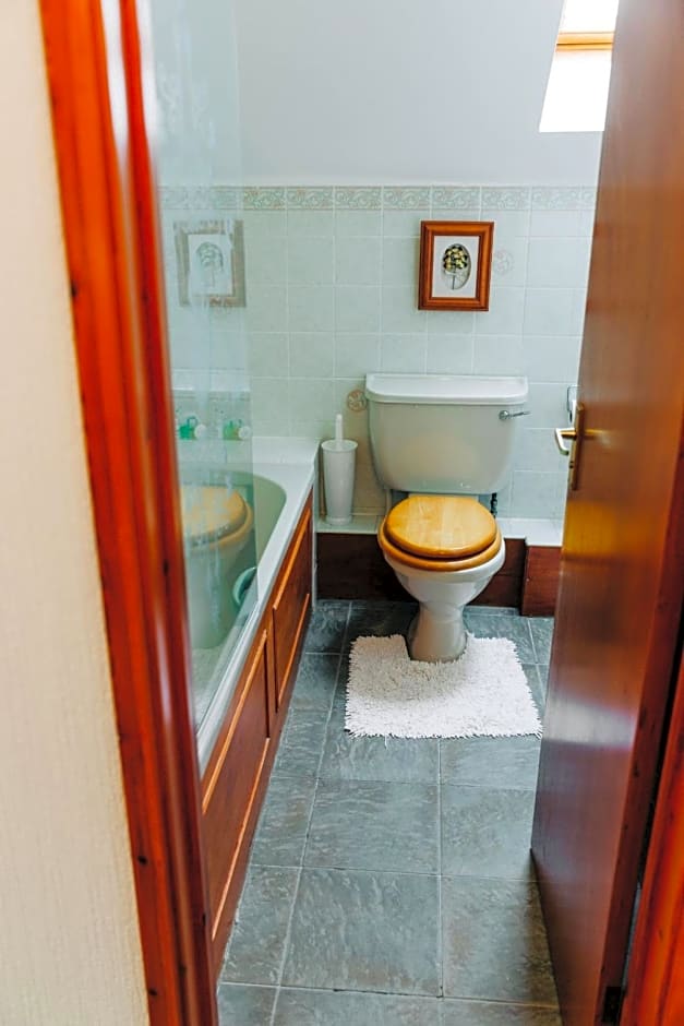 The Farmhouse Lochmeyler