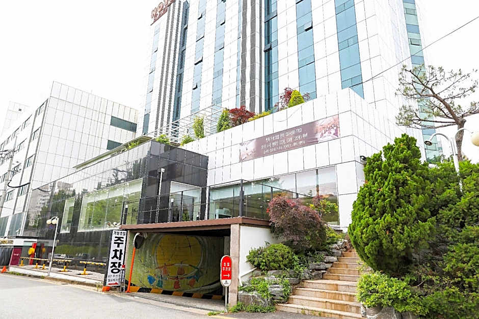 Kabo Hotel
