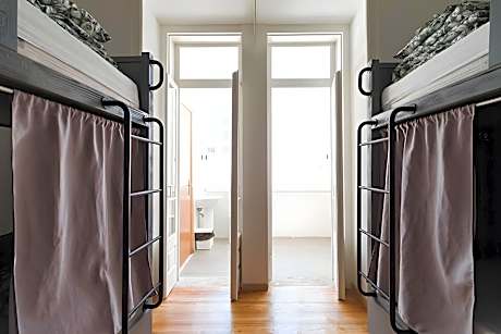 Bed in 8 Bed Mixed Dormitory Room with Private Bathroom