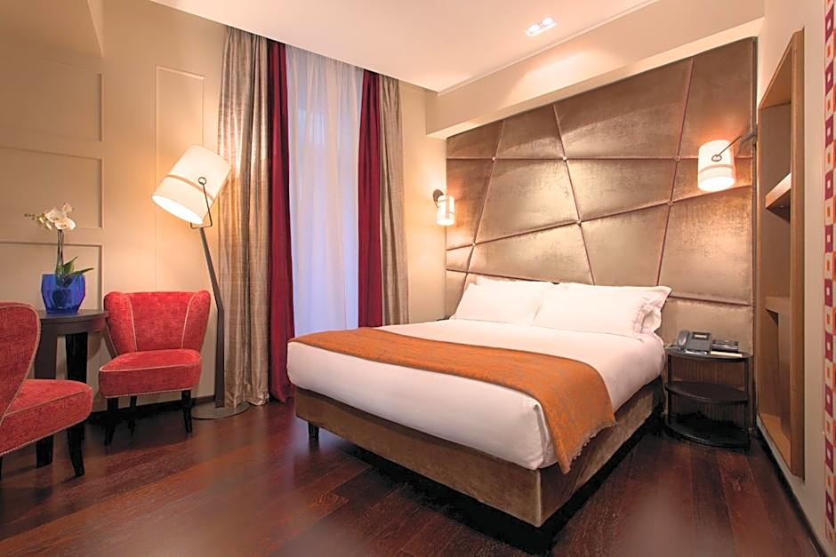 Stendhal Luxury Suites