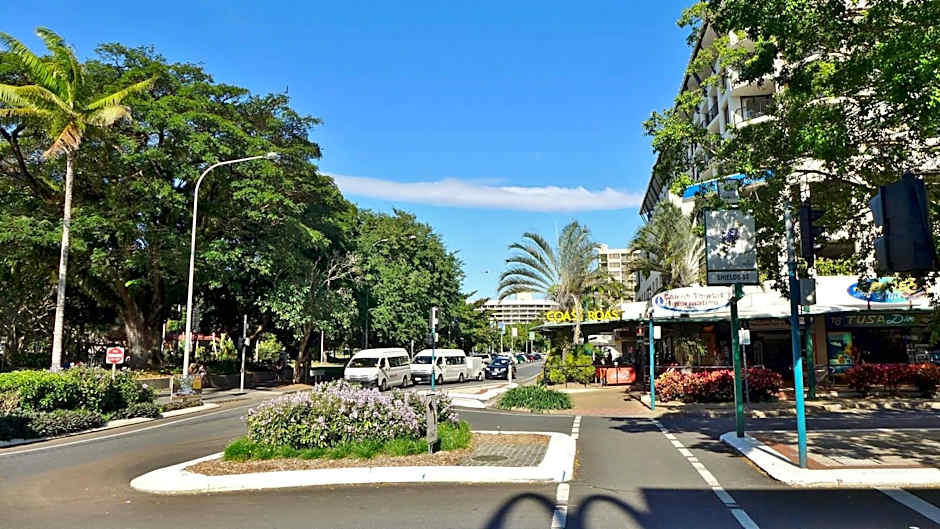 Lake Central Cairns