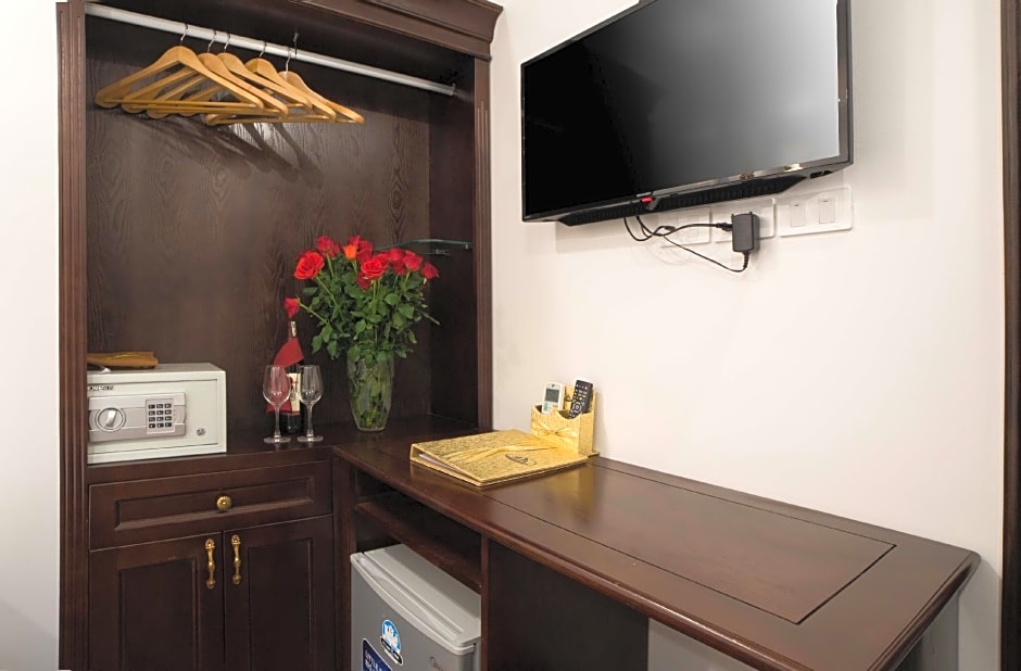 Golden Sail Hotel & Spa